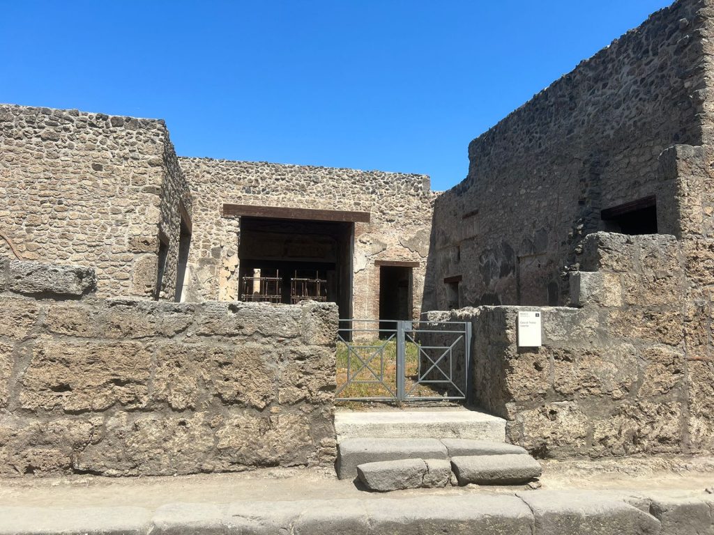 Exterior view of houses in Pompeii