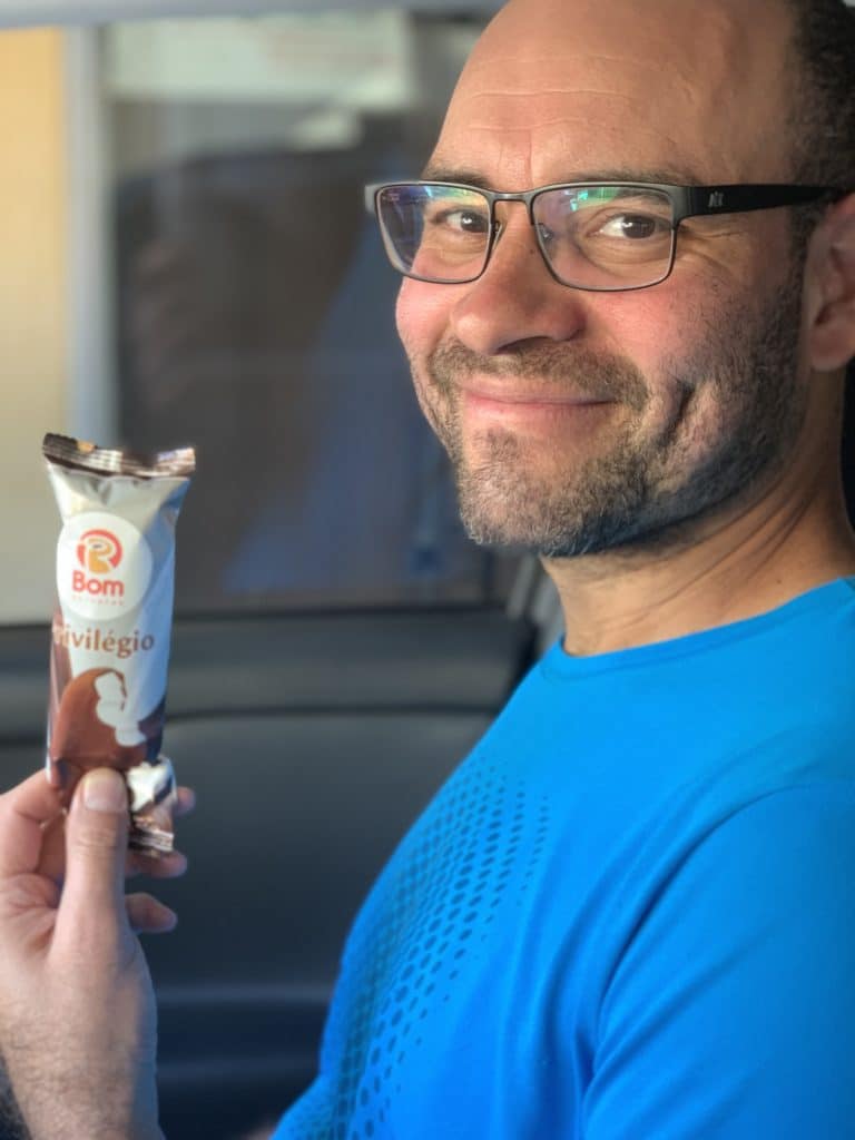 Chocolate and coconut ice cream — a curiosity for where to eat in Itamonte