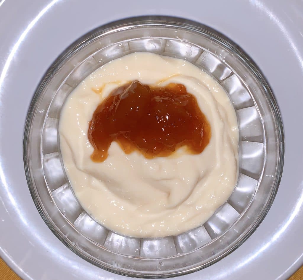 Cupuaçu cream, our regional dessert pick