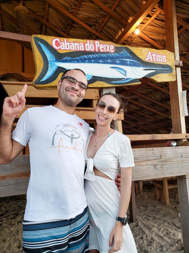 A Bela e o Bigode at Cabana do Peixe, Atins