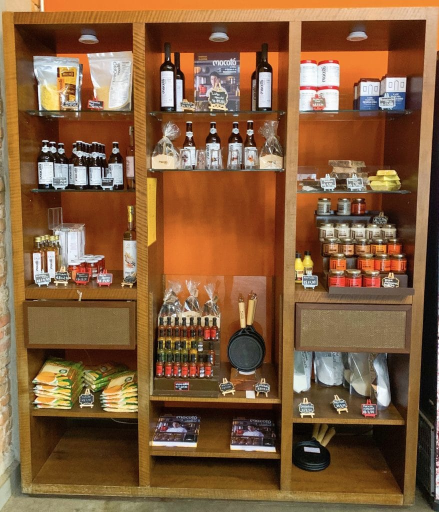 Product stand at Mocotó