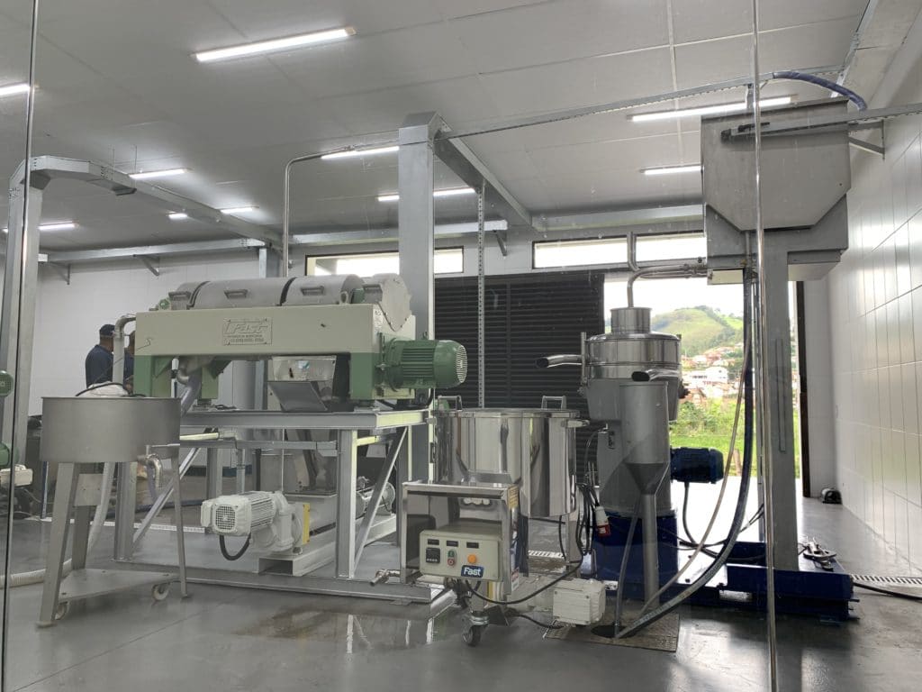 Machines that filter impurities from the oil