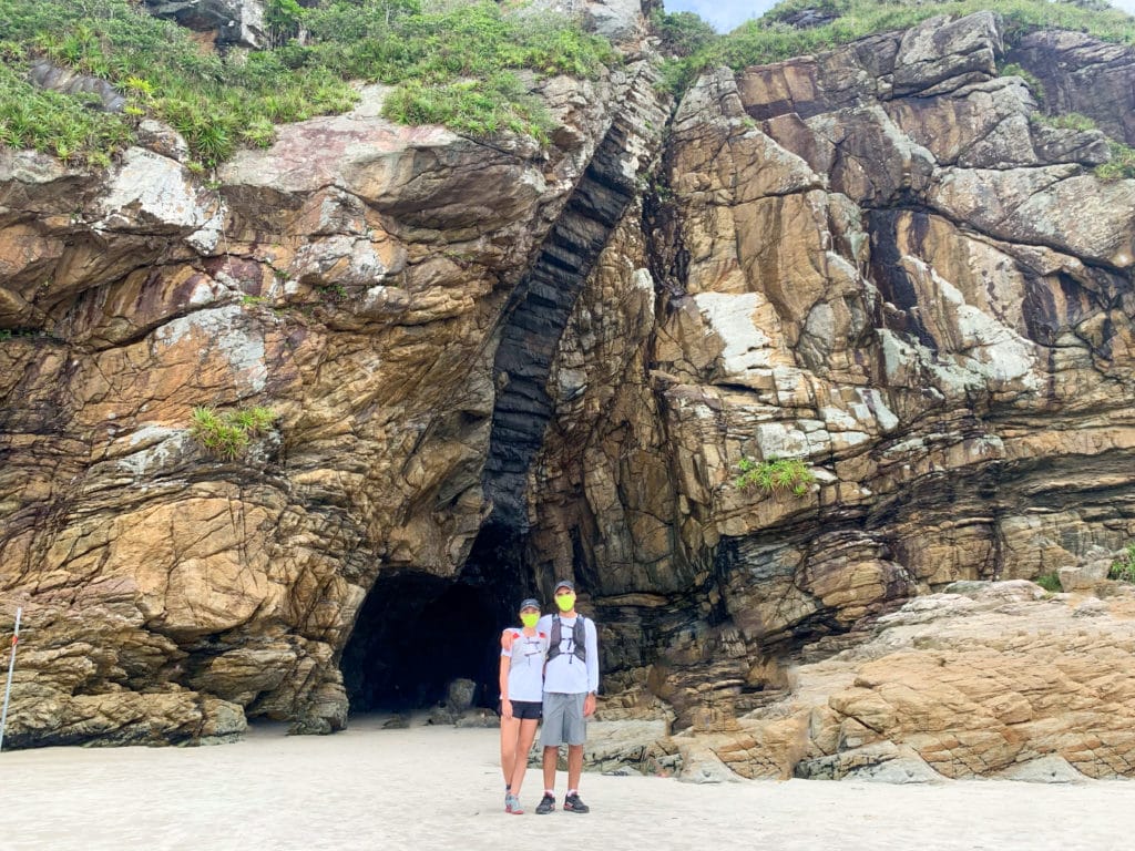 View of the entrance to the Gruta das Encantadas