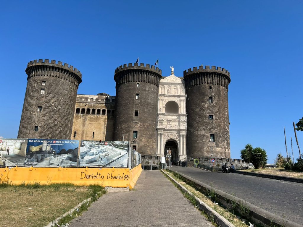 Castel Nuovo, Naples