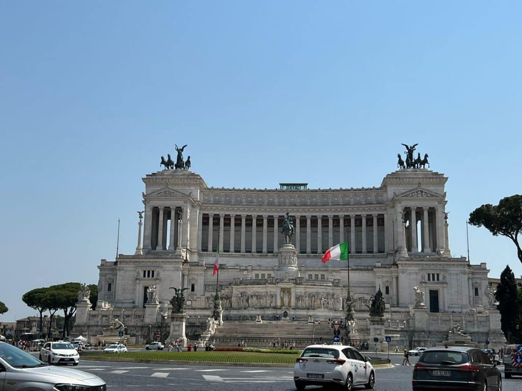 Piazza Venezia, an impressive Rome square