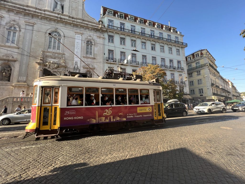 Ascensor da Bica, Lisbon