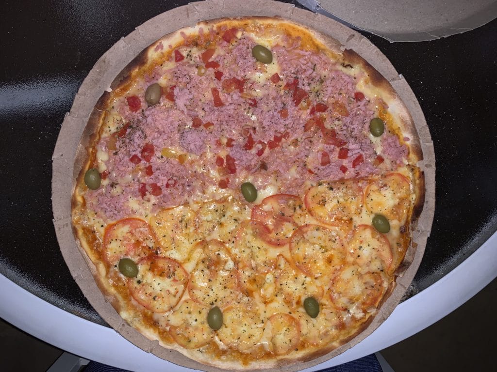 Pizza at Marengo Restaurante, Barra Grande