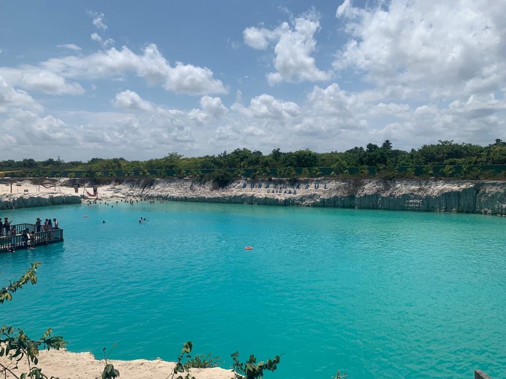 Buraco Azul, Caiçara