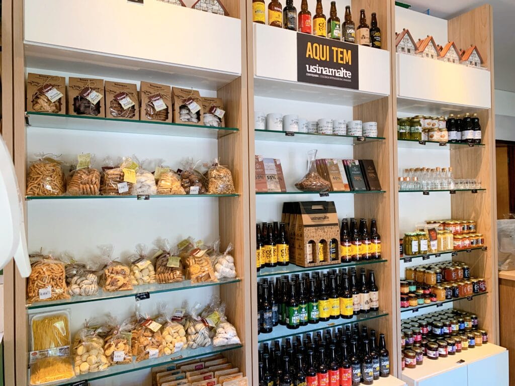Centro de Informações Turísticas and its products
