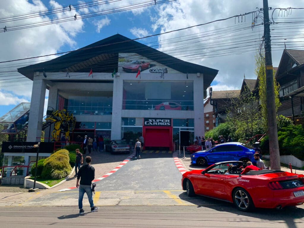 Super Carros Gramado, for anyone wanting a thrilling experience