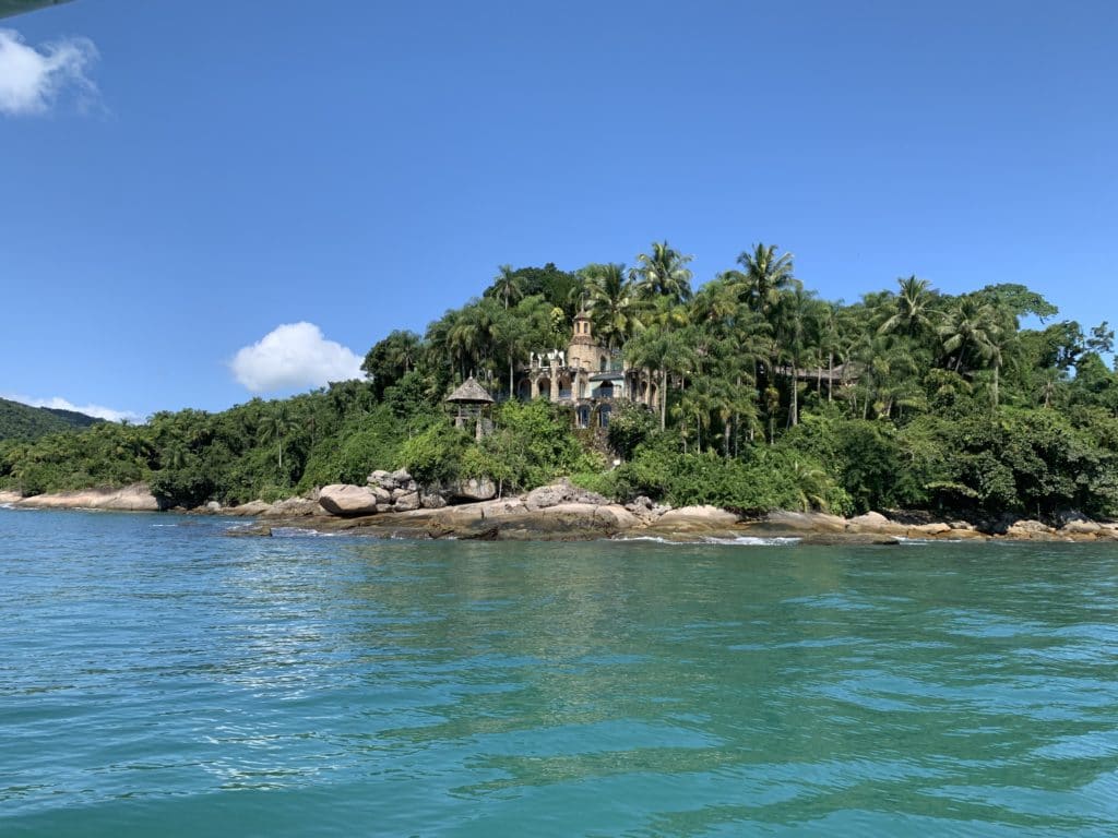 Ilha do Mantimento, on the schooner tour in Paraty