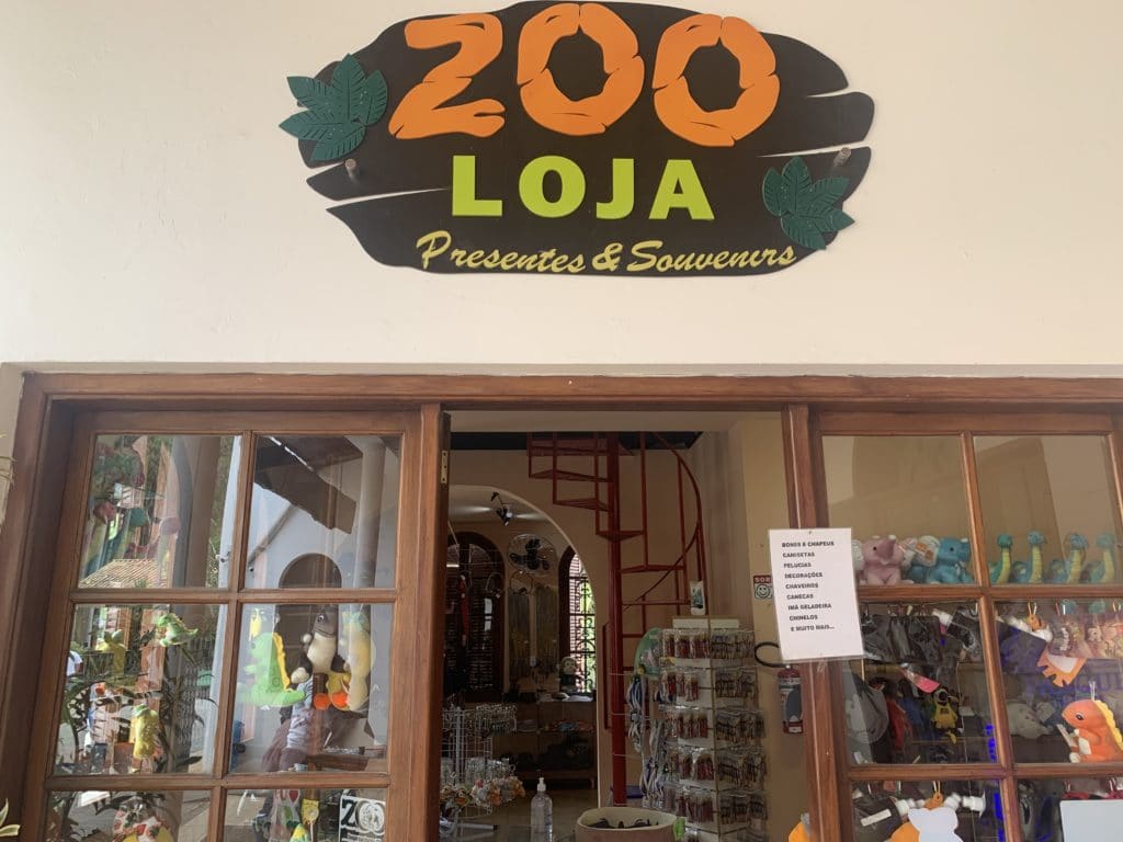 Souvenir shop at Zoopark Itatiba