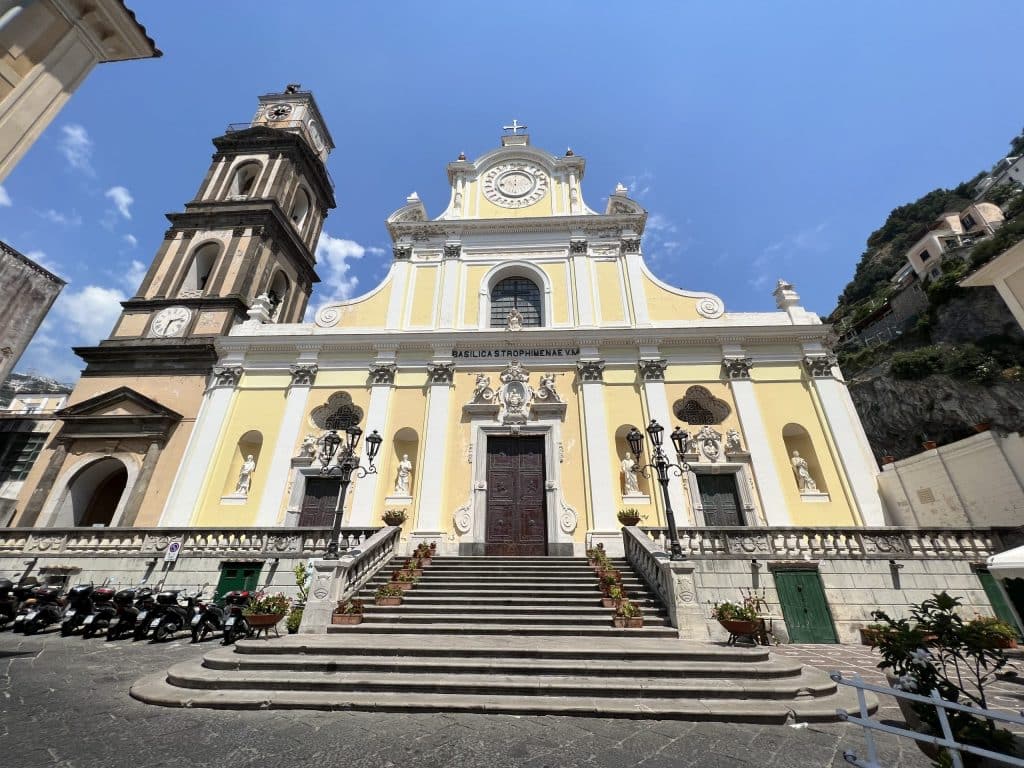 Basilica Santa Trofimena, Minori