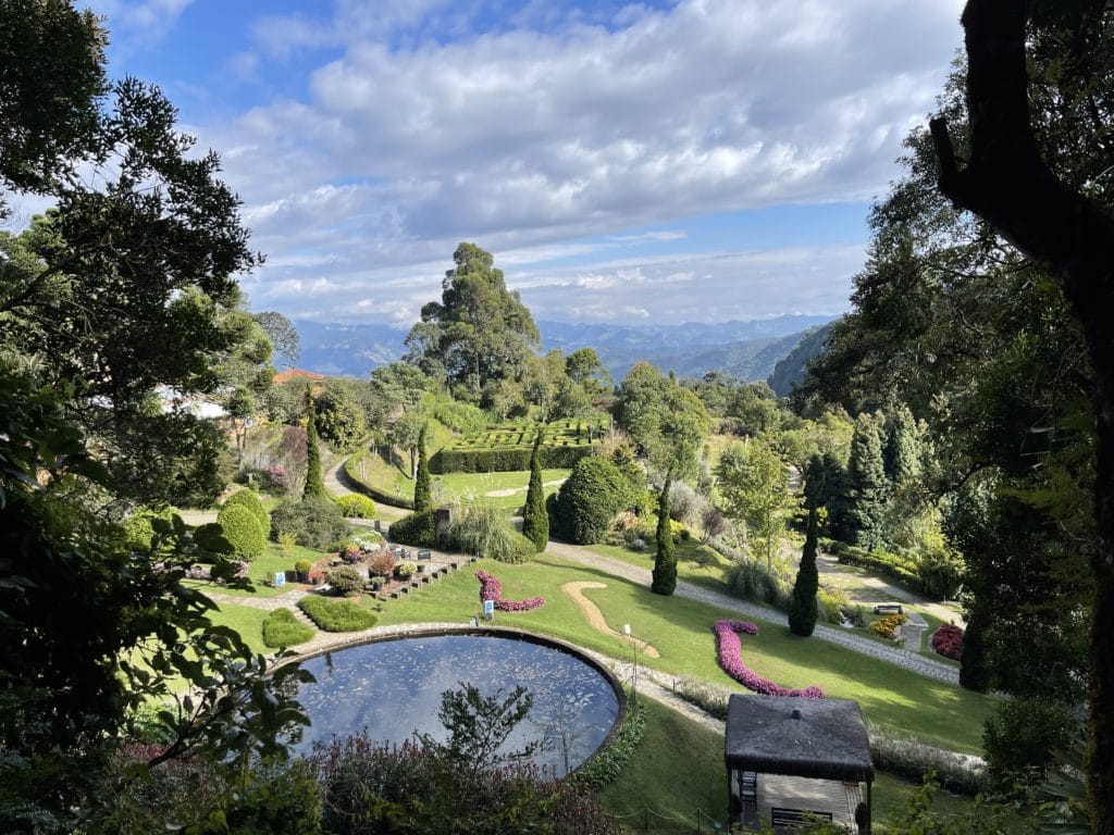 Viewpoint for photographing the labyrinths at Parque Amantikir
