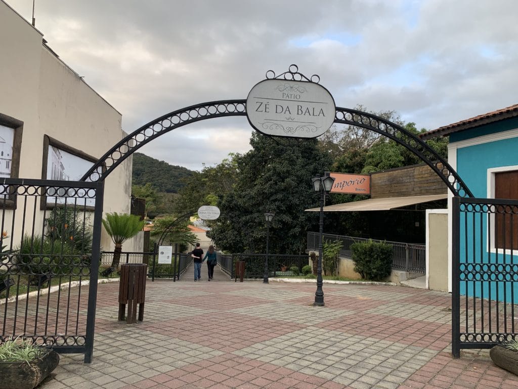 Pátio Zé da Bala, Guararema