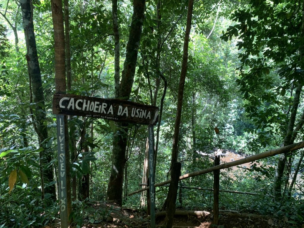 Sign for Cachoeira da Usina, on the trail to Praia de Jeribucaçu, Itacaré