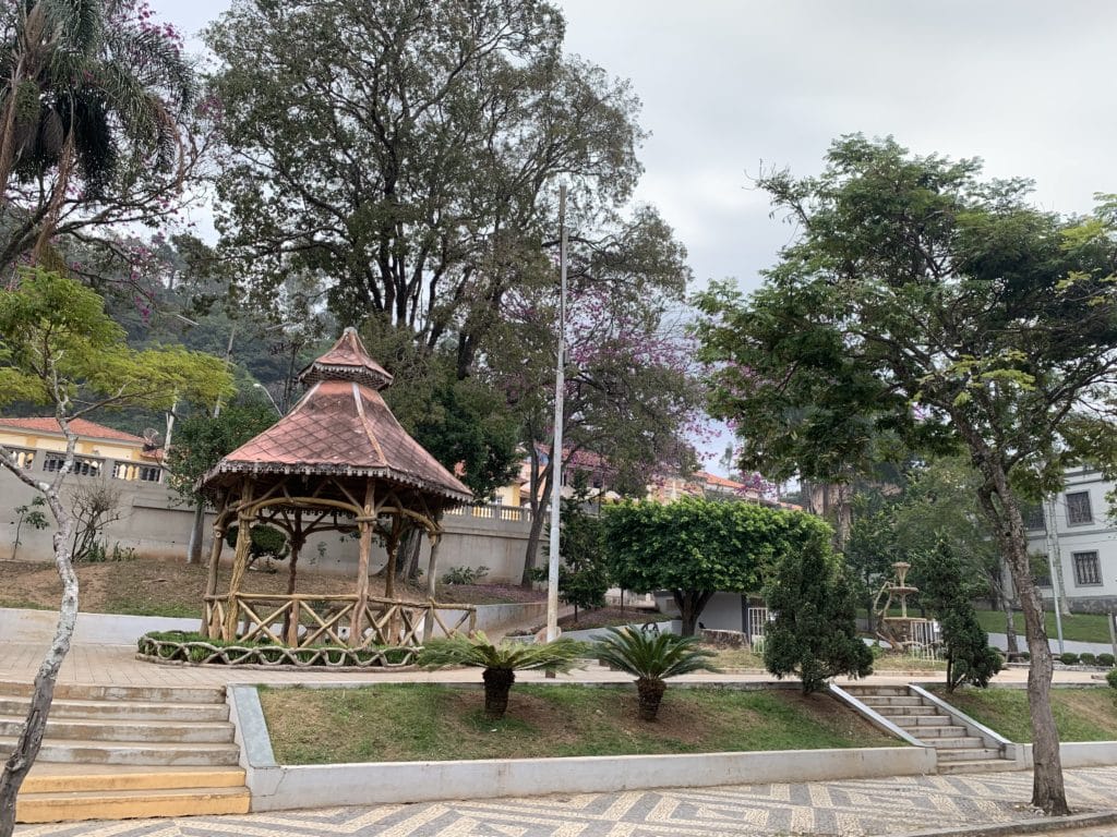 Square next to the main church, Passa Quatro
