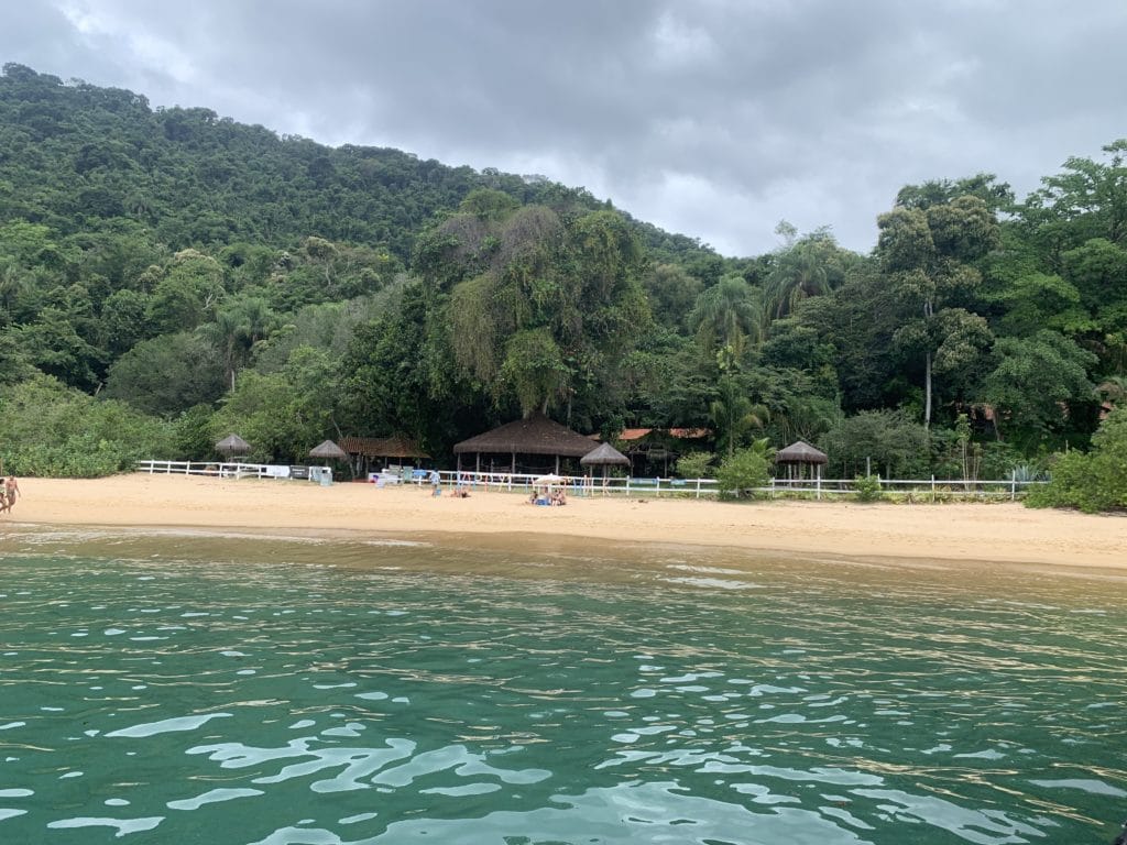 Praia da Lula and its long stretch of sand