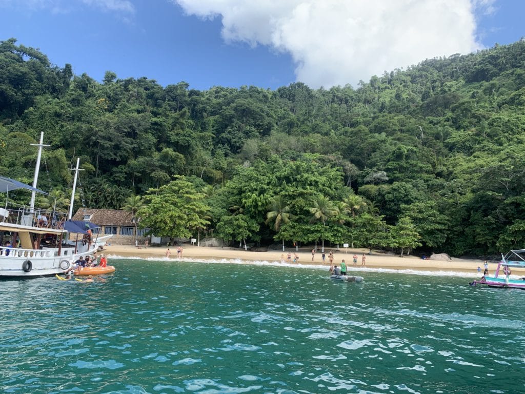 Praia Vermelha, on the schooner tour in Paraty