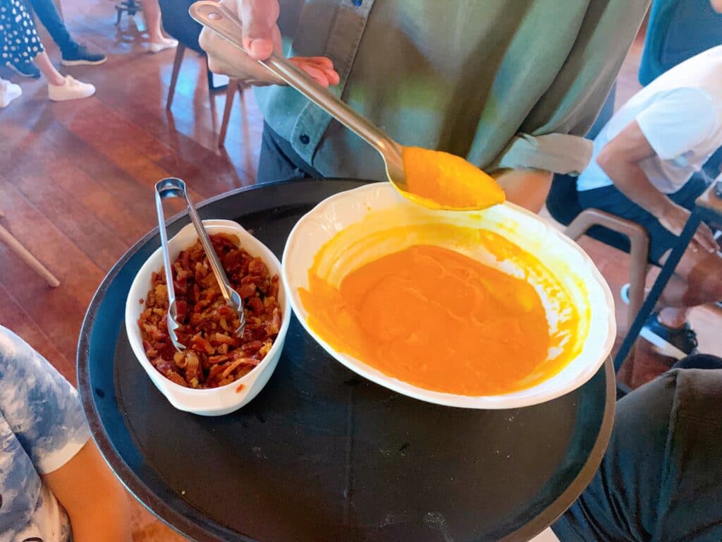 Pumpkin purée with bacon, a real showstopper