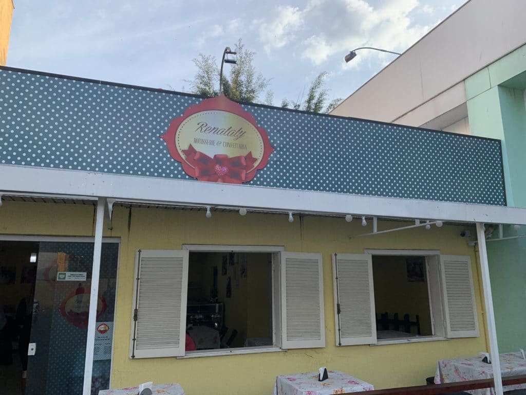 Renataly Rotisserie e Confeitaria