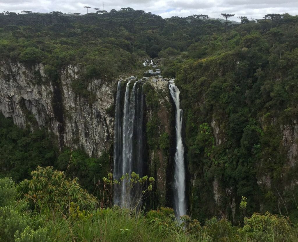 Cascata das Andorinhas, at Cânion Itaimbezinho, Cambará do Sul, RS