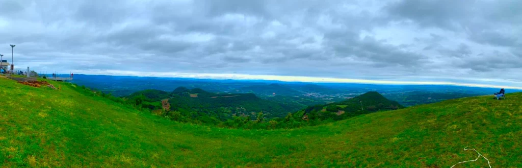 Panoramic view of Igrejinha from Alto da Pedra