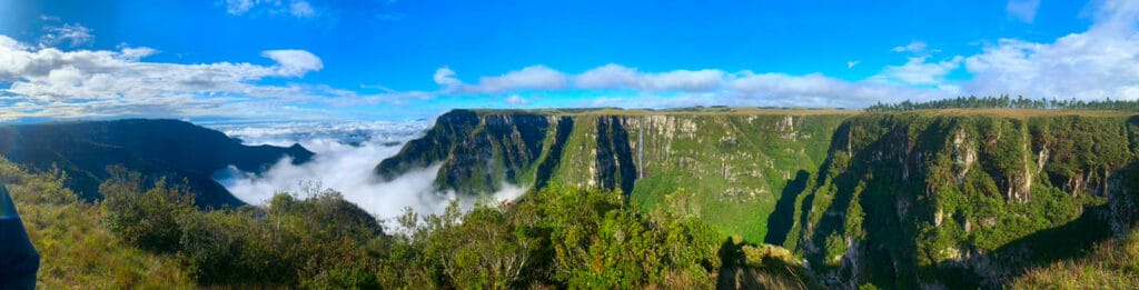 Cânion Amola Faca, panoramic view, São José dos Ausentes