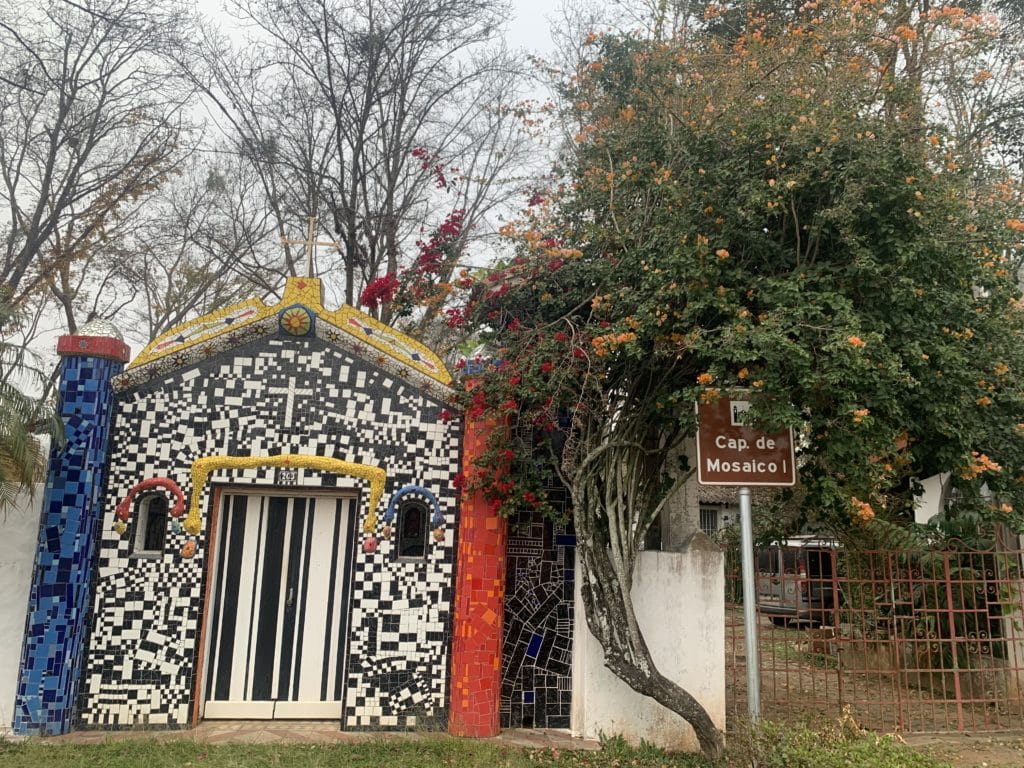 Mosaic Chapel I, São Bento do Sapucaí