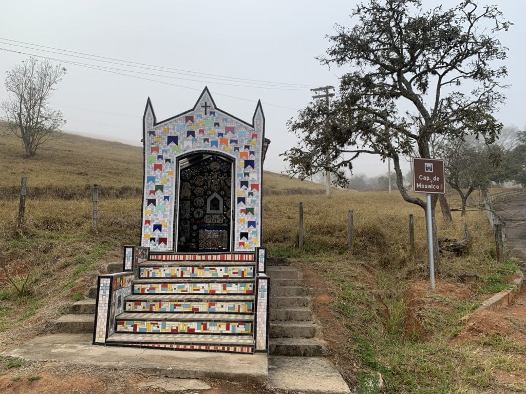 Mosaic Chapel II, São Bento do Sapucaí
