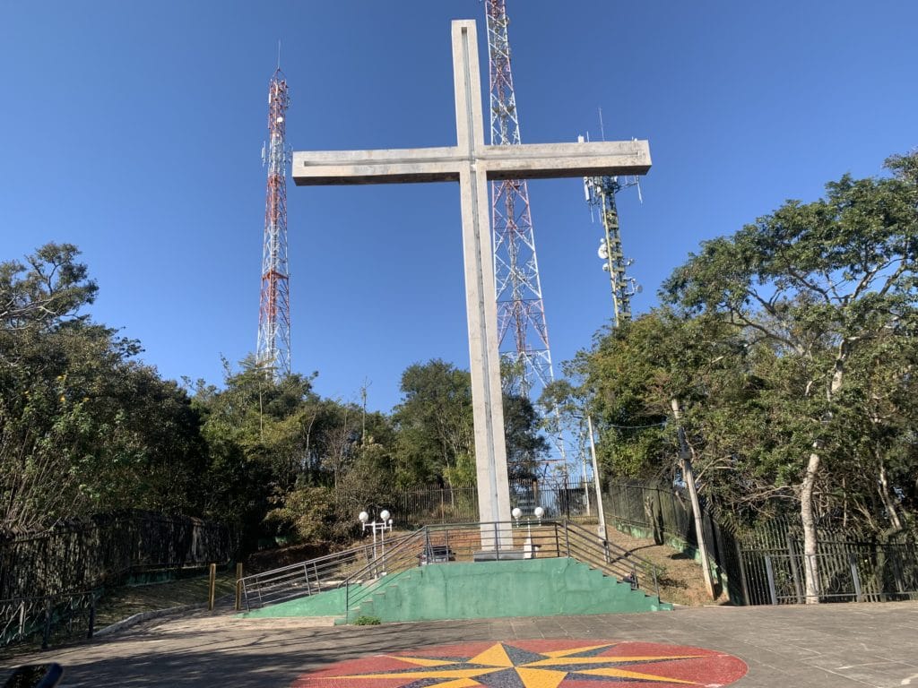 Cross and compass rose mosaic at Mirante do Cruzeiro