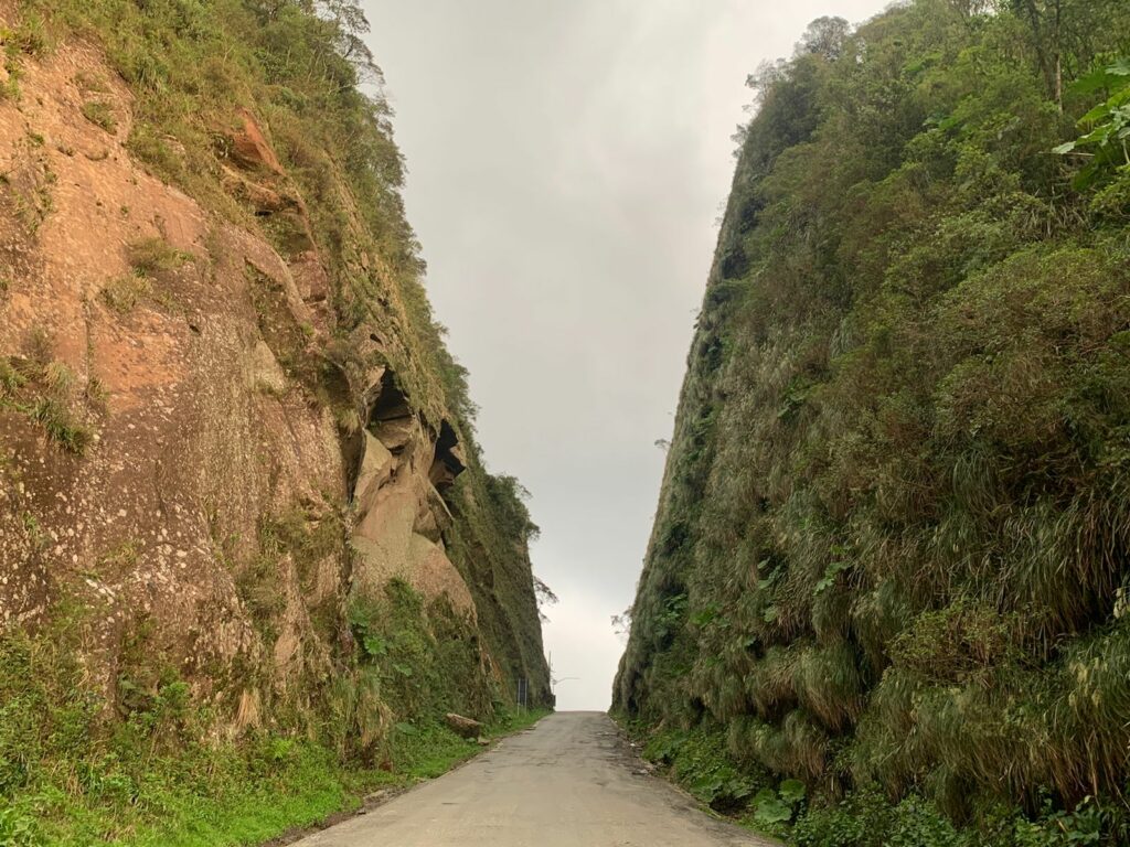 Rock cut at the start of Serra do Corvo Branco, Urubici