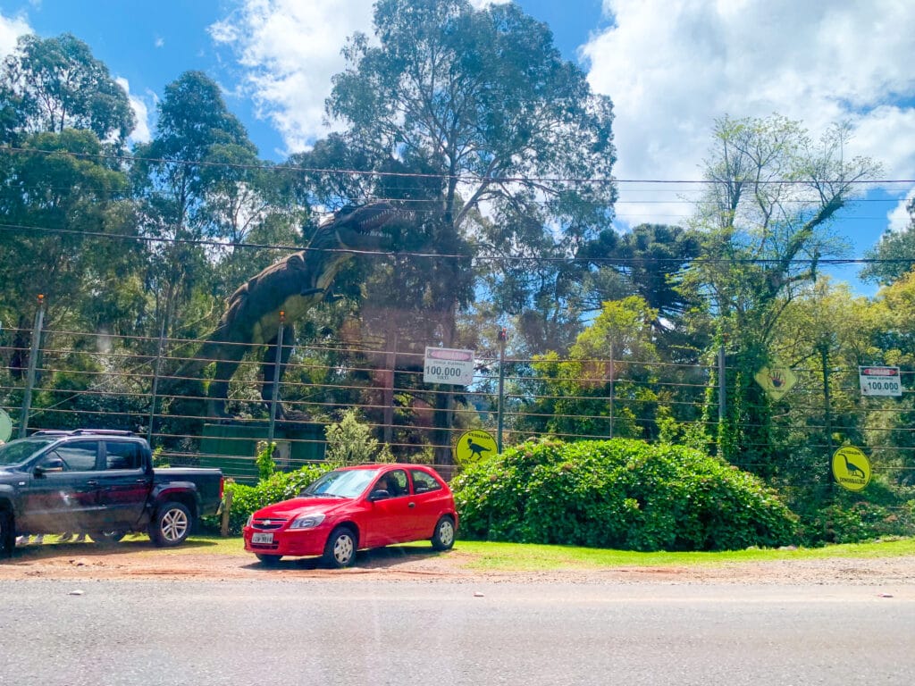 Vale dos Dinossauros, Canela